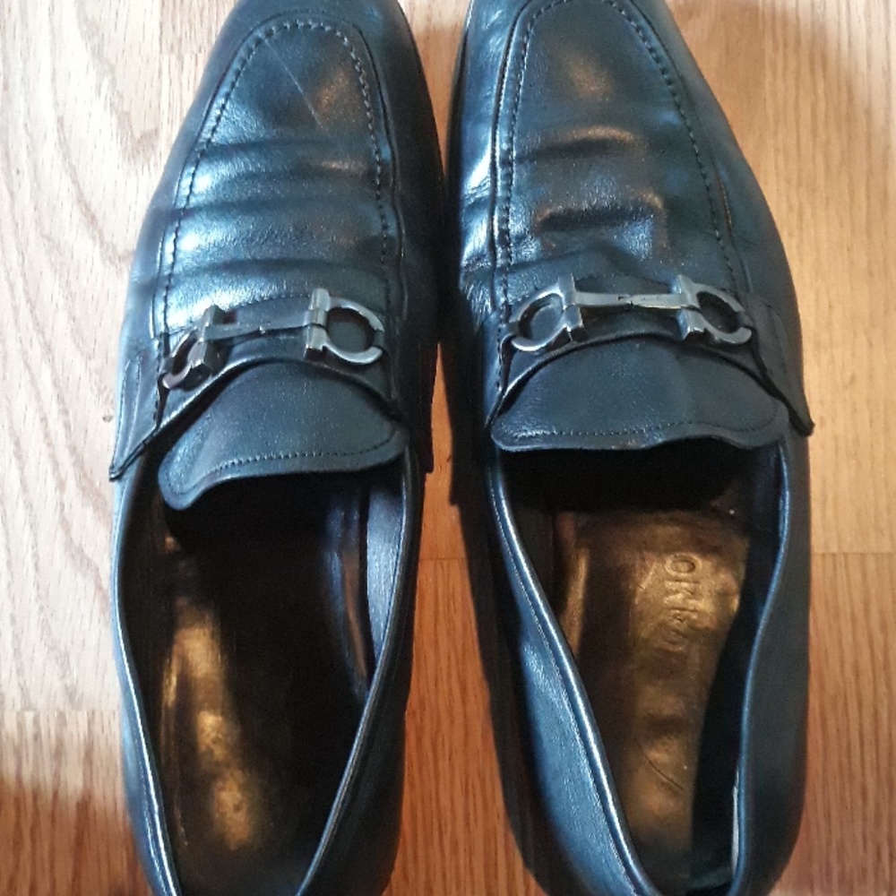 Men's Black Ferragamos